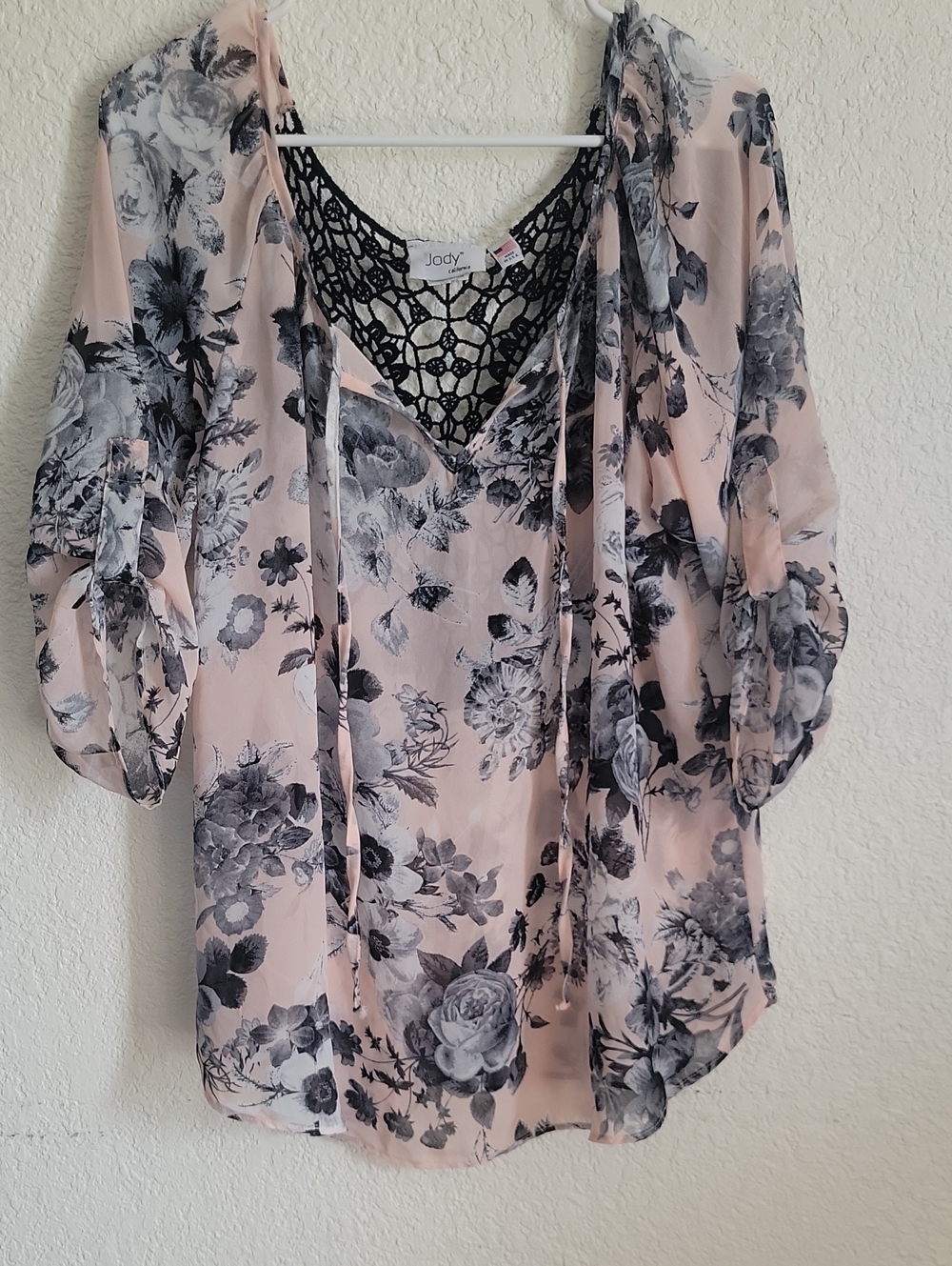 Jody Pink Floral Lace-Back Tunic Top